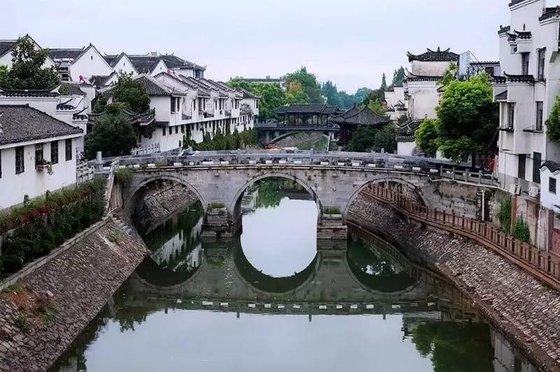 中世纪小镇找不同
